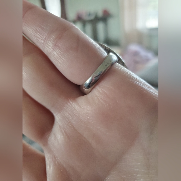 Large Black Stone Art Deco Style Ring - Picture 4 of 6